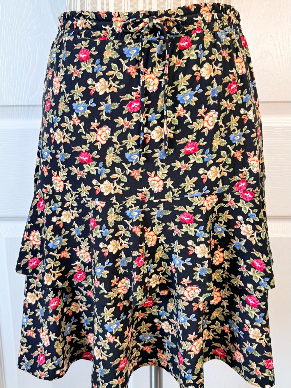 RALPH LAUREN Dark Moody Floral Georgette Tiered Mini Skirt Size Large